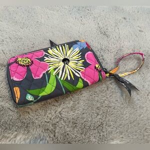 Vera Bradley floral wristlet wallet